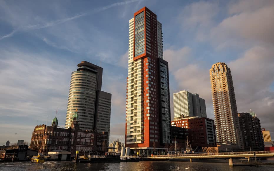 Immeubles de Rotterdam lors de ta visite de la ville