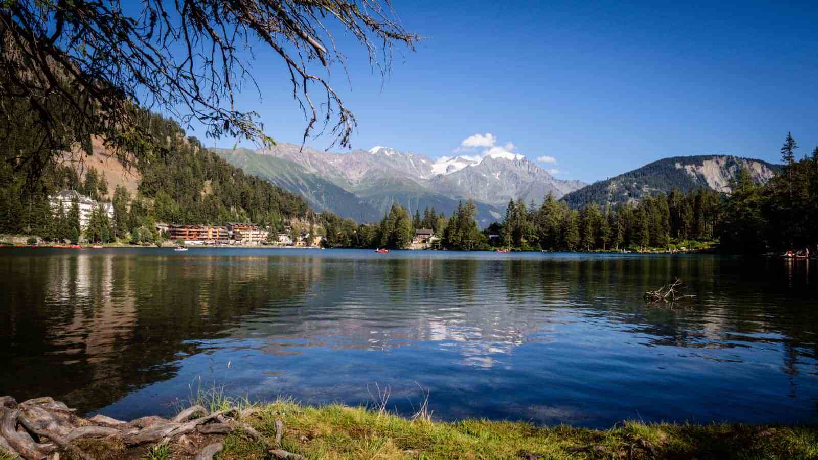 Lac de Champex haute route des Alpes Chamonix Zermatt par les sentiers