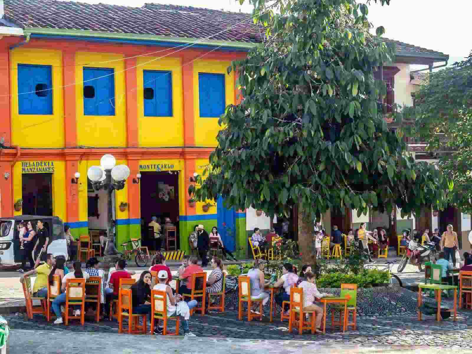 Que faire à Jardin en Colombie : la place principale