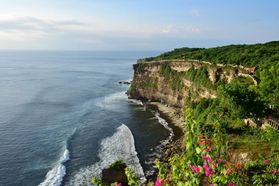 visiter temple Uluwatu Bali