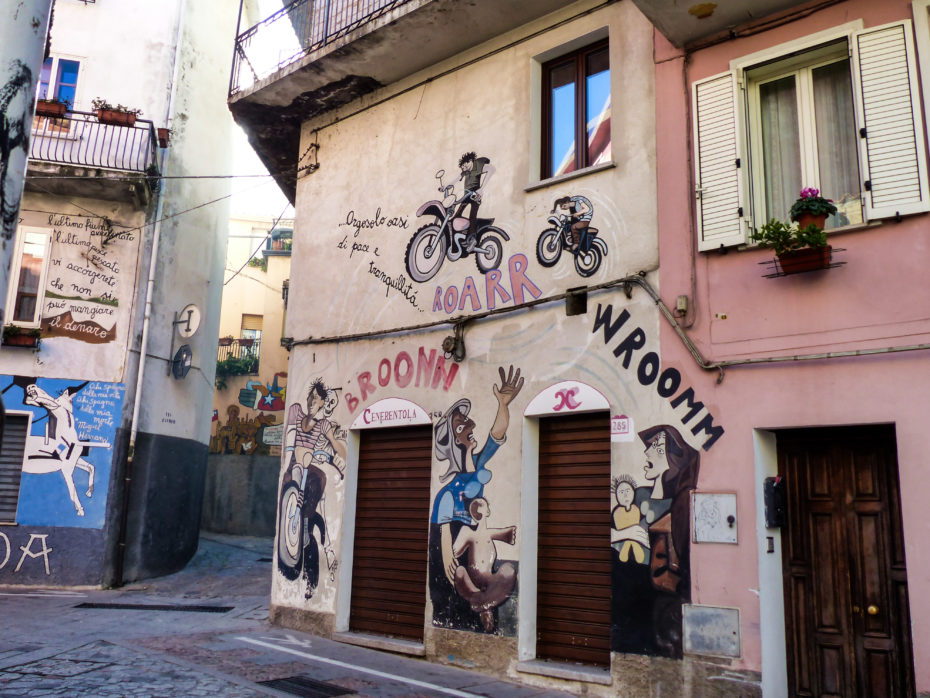 Rue Orgosolo Street art sardaigne