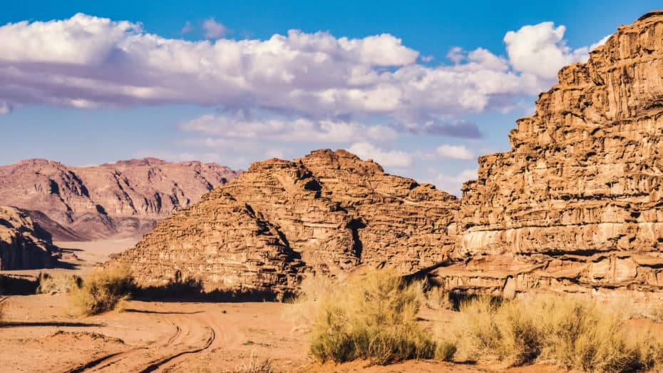 falaise wadi rum