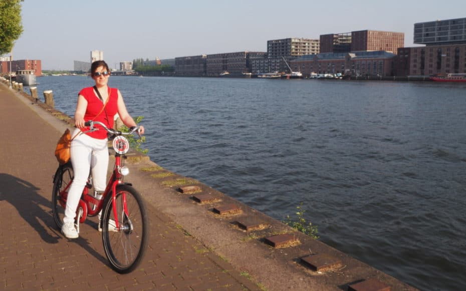 itinéraire sympa en vélo à travers le port d'Amsterdam